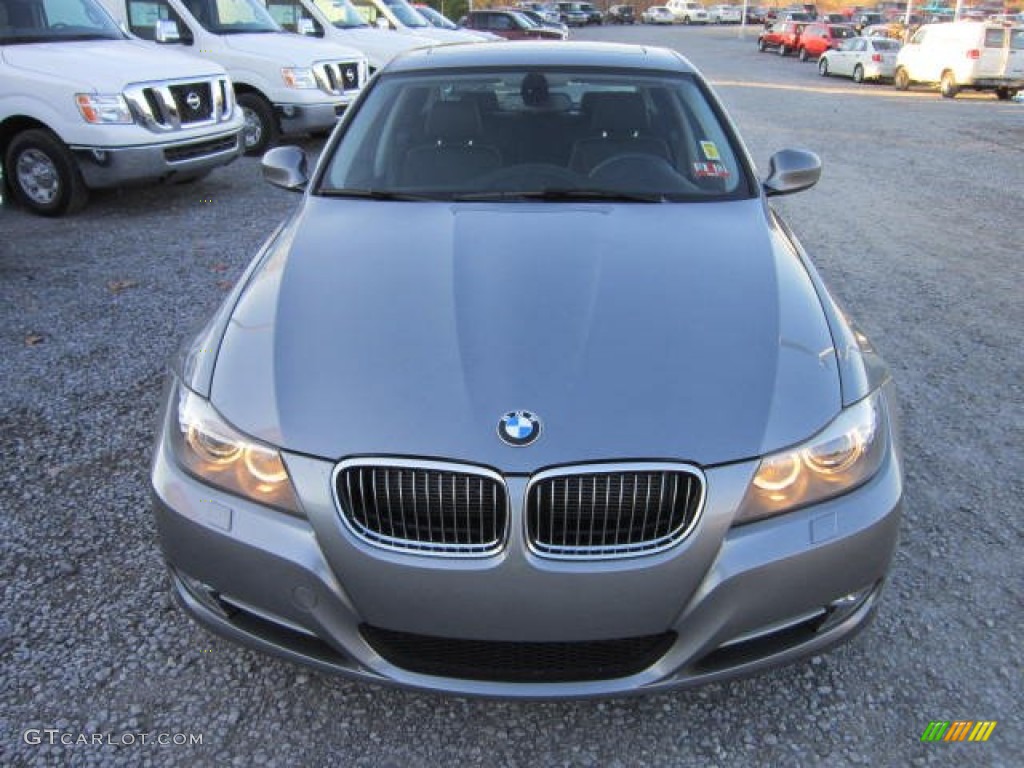 2011 3 Series 335i xDrive Sedan - Space Gray Metallic / Black photo #2