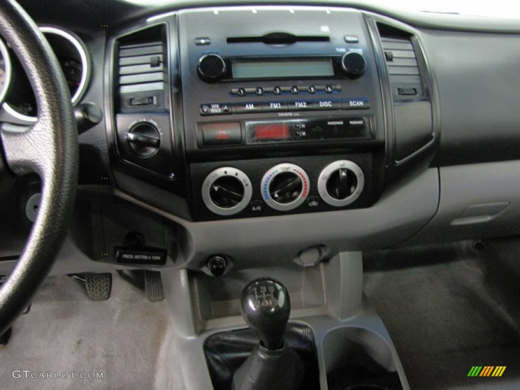 2008 Toyota Tacoma Regular Cab 4x4 Controls Photos