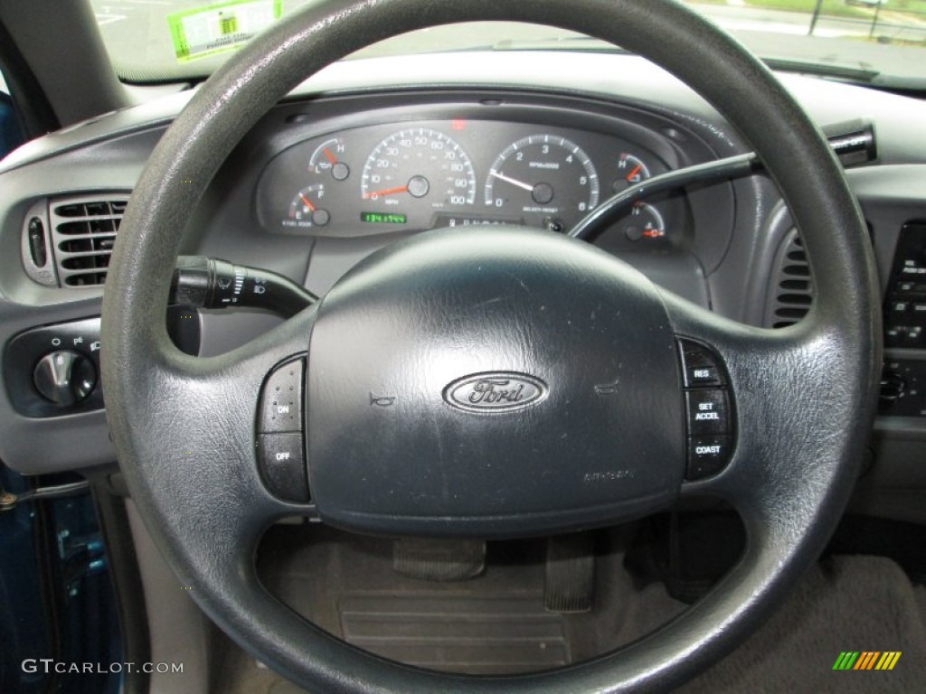 2001 Ford F150 XLT SuperCrew 4x4 Medium Graphite Steering Wheel Photo #73272975