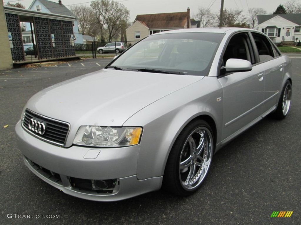 2004 A4 1.8T Sedan - Light Silver Metallic / Ebony photo #2