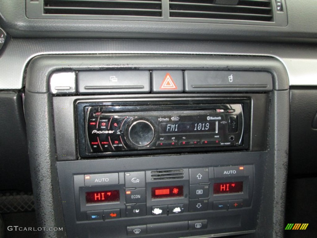 2004 A4 1.8T Sedan - Light Silver Metallic / Ebony photo #20