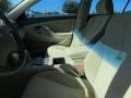 Super White - Camry LE Photo No. 11