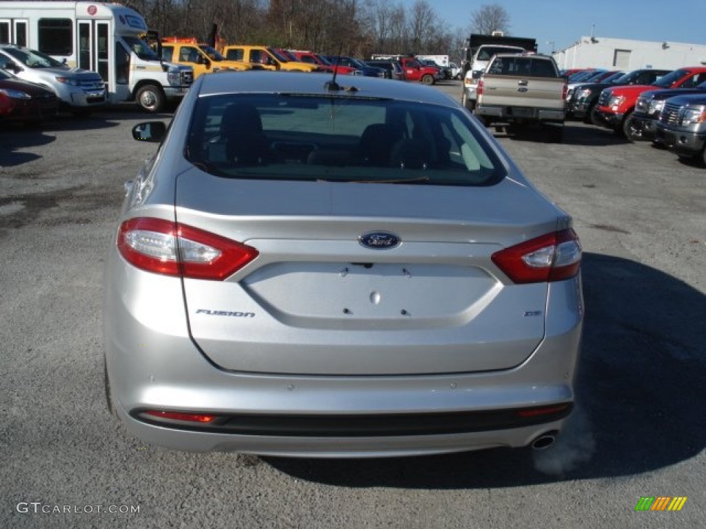 2013 Fusion SE - Ingot Silver Metallic / Charcoal Black photo #7