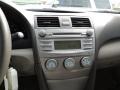 Super White - Camry LE Photo No. 20