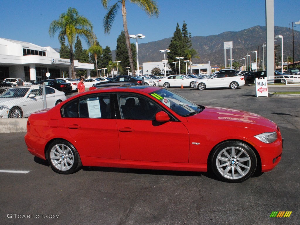 2011 3 Series 328i Sedan - Crimson Red / Black photo #3