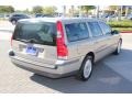 2001 Ash Gold Metallic Volvo V70 2.4  photo #8