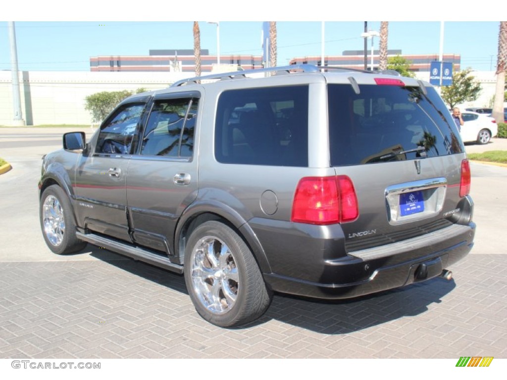 2004 Navigator Luxury - Mineral Grey Metallic / Dove Grey photo #7
