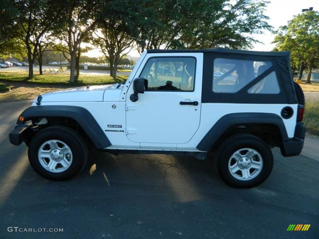 2012 Wrangler Sport 4x4 - Bright White / Black photo #8