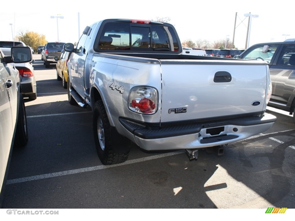 2003 F150 Lariat SuperCab 4x4 - Silver Metallic / Medium Graphite Grey photo #3