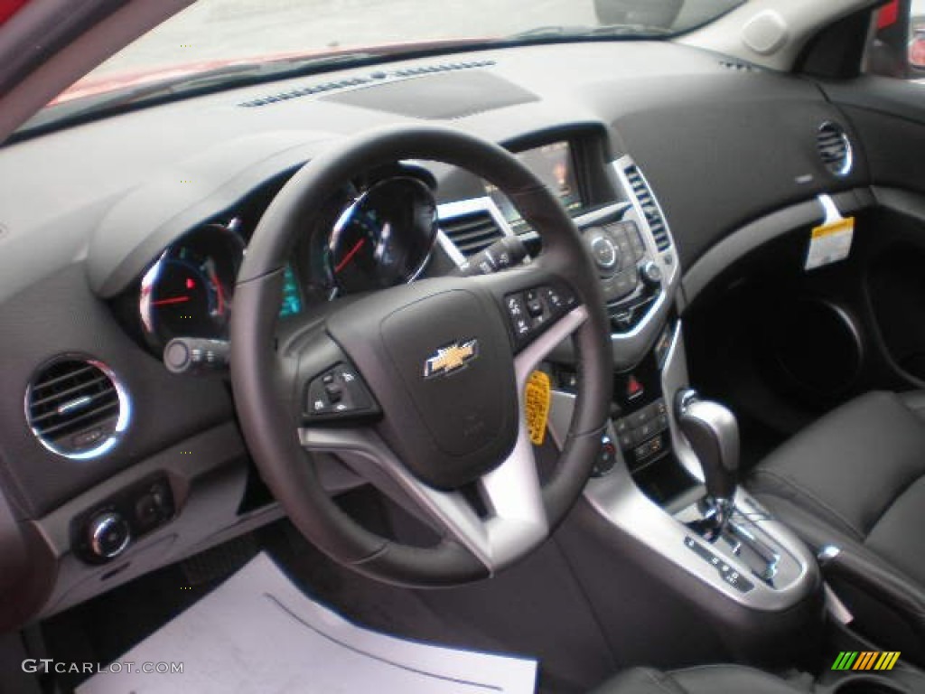 2013 Cruze LT - Victory Red / Jet Black photo #3
