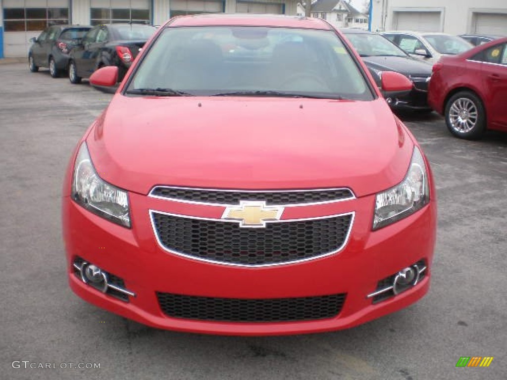 2013 Cruze LT - Victory Red / Jet Black photo #12