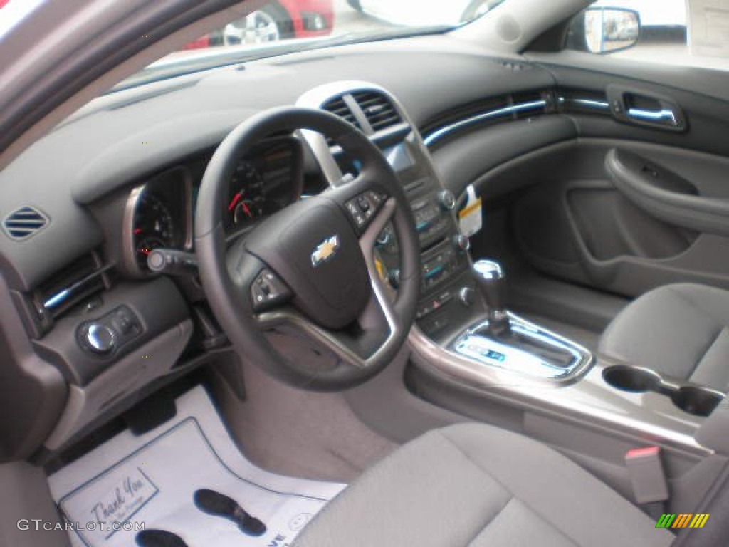 2013 Malibu LS - Silver Ice Metallic / Jet Black/Titanium photo #3