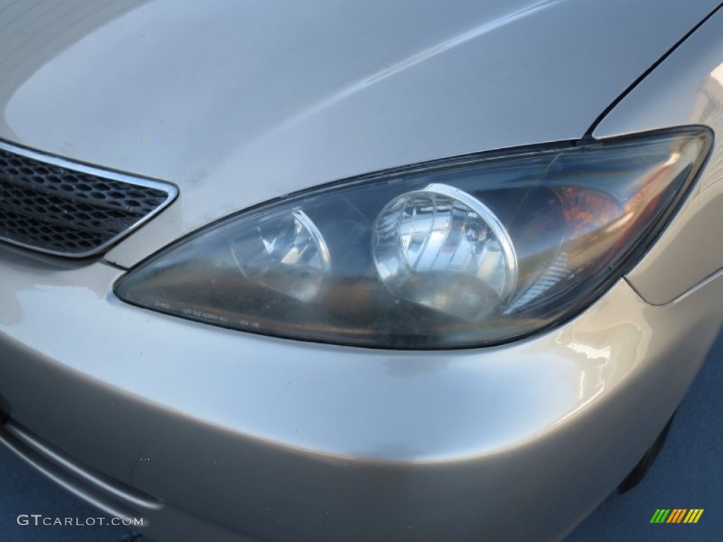 2002 Camry SE - Desert Sand Mica / Taupe photo #8