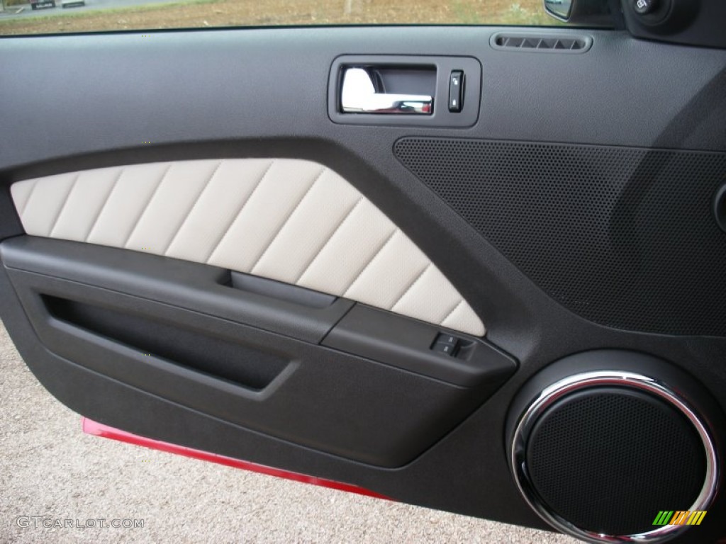 2013 Mustang GT Premium Coupe - Red Candy Metallic / Stone photo #29