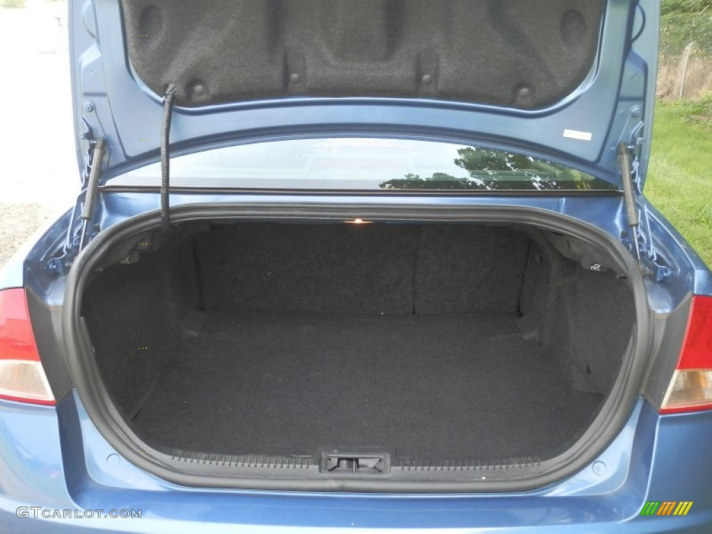 2010 Mercury Milan V6 Premier Trunk Photos