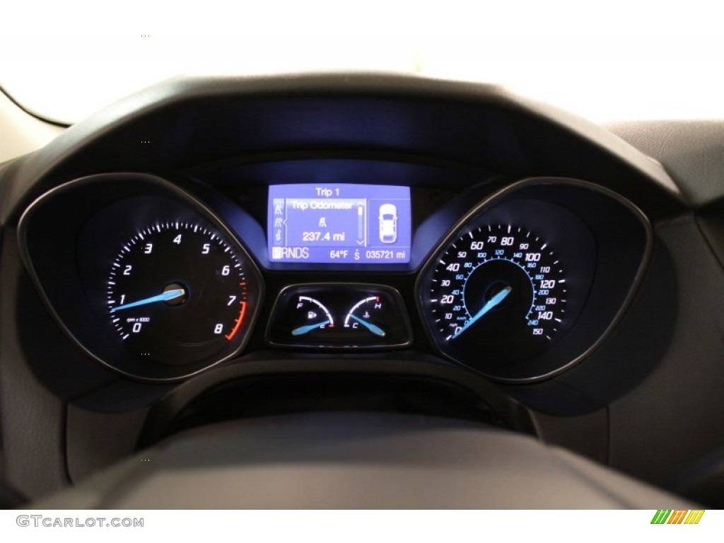 2012 Ford Focus SEL 5-Door Gauges Photo #73302665