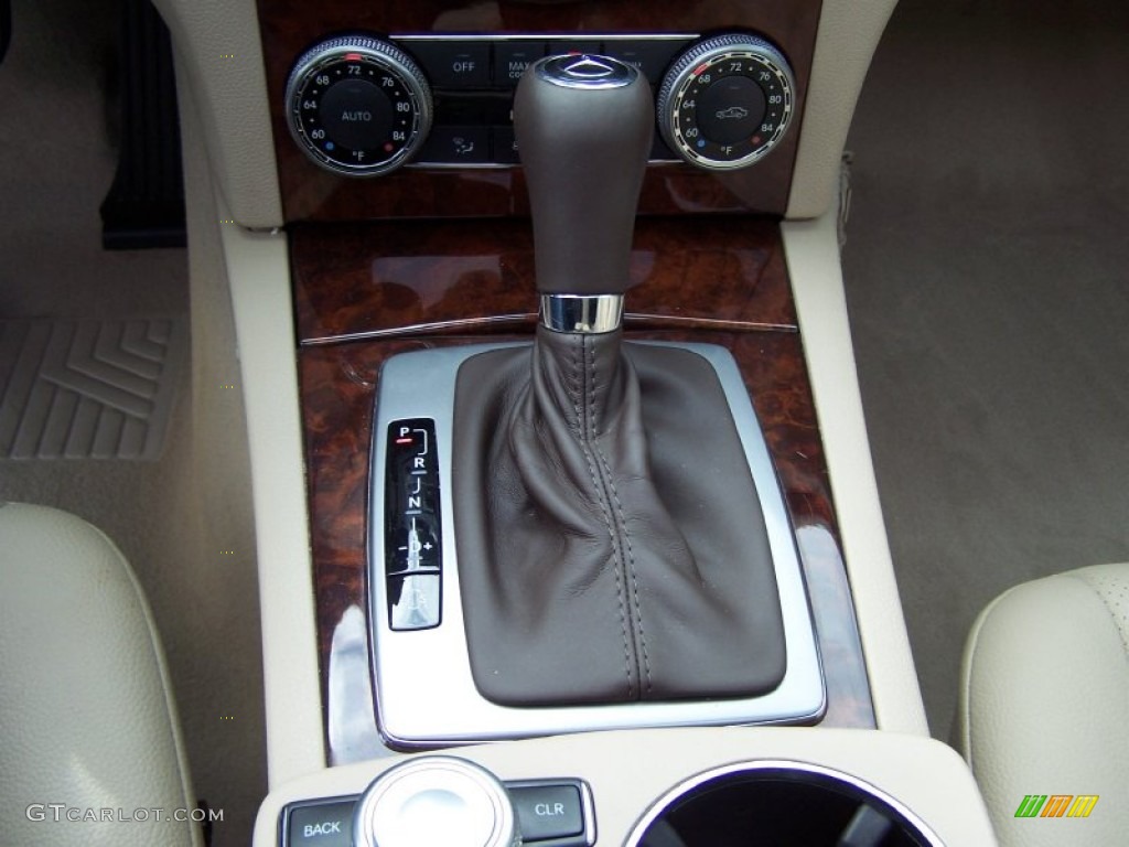 2009 C 300 Luxury - Sand Beige Metallic / Almond/Mocha photo #24