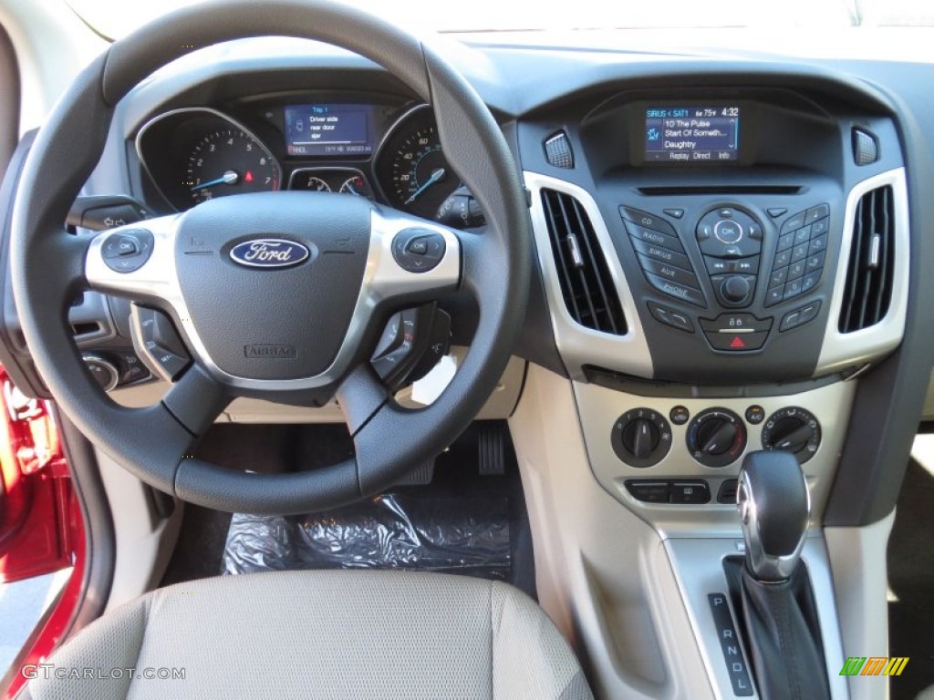 2013 Focus SE Hatchback - Ruby Red / Medium Light Stone photo #22