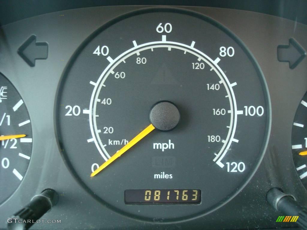 1999 ML 320 4Matic - Polar White / Grey photo #25