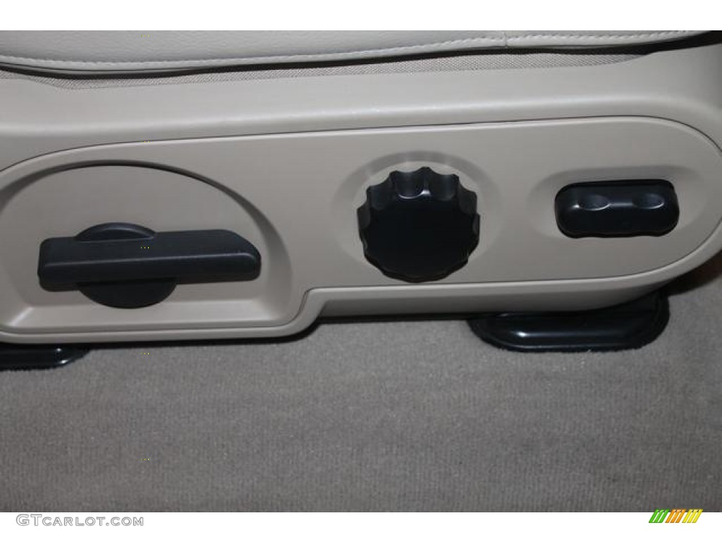 2005 F150 Lariat SuperCrew 4x4 - Medium Wedgewood Blue Metallic / Tan photo #26