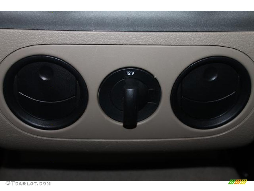 2005 F150 Lariat SuperCrew 4x4 - Medium Wedgewood Blue Metallic / Tan photo #32