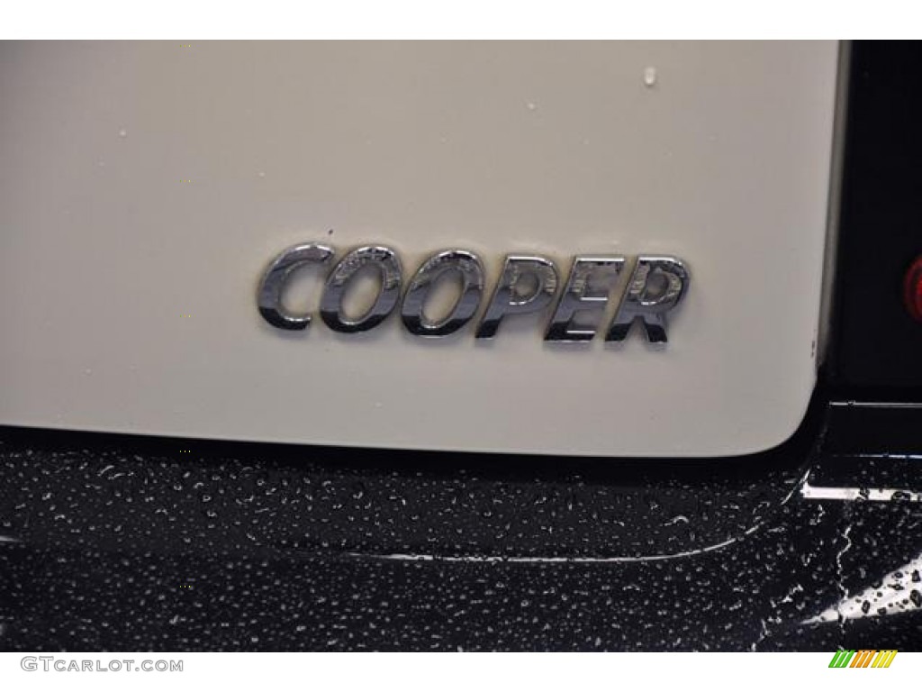2009 Cooper Clubman - Pepper White / Black/Grey photo #16