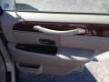 Cashmere Tri-Coat - Town Car Sedan Photo No. 17