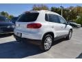 Candy White - Tiguan SE Photo No. 2