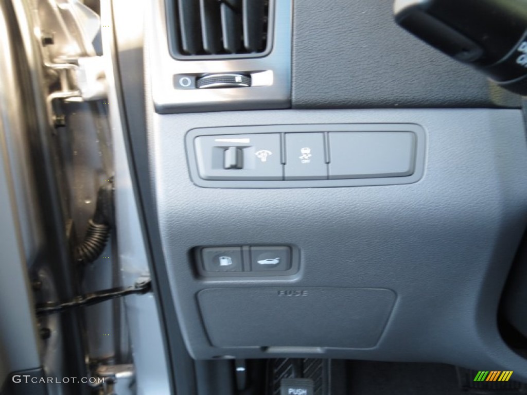 2012 Sonata Hybrid - Hyper Silver Metallic / Gray photo #33