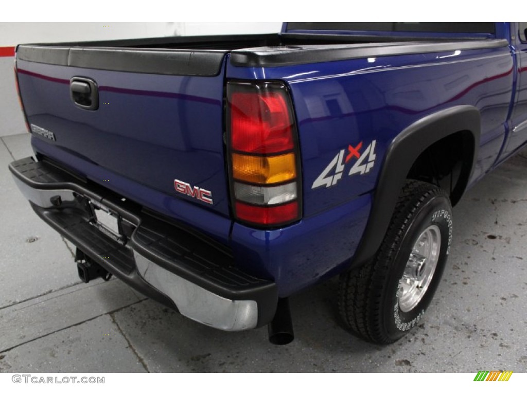 2004 Sierra 2500HD SLE Extended Cab 4x4 - Marine Blue Metallic / Pewter photo #20