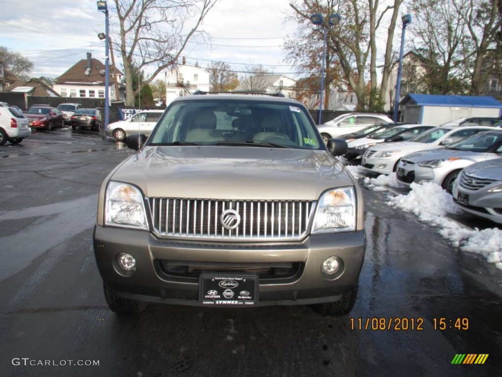 2004 Mountaineer AWD - Pueblo Gold Metallic / Medium Dark Parchment photo #1