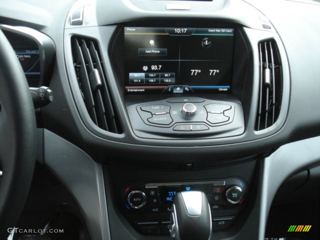 2013 Ford C-Max Hybrid SE Controls Photo #73327326
