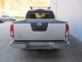 2011 Radiant Silver Metallic Nissan Frontier SL Crew Cab 4x4  photo #4