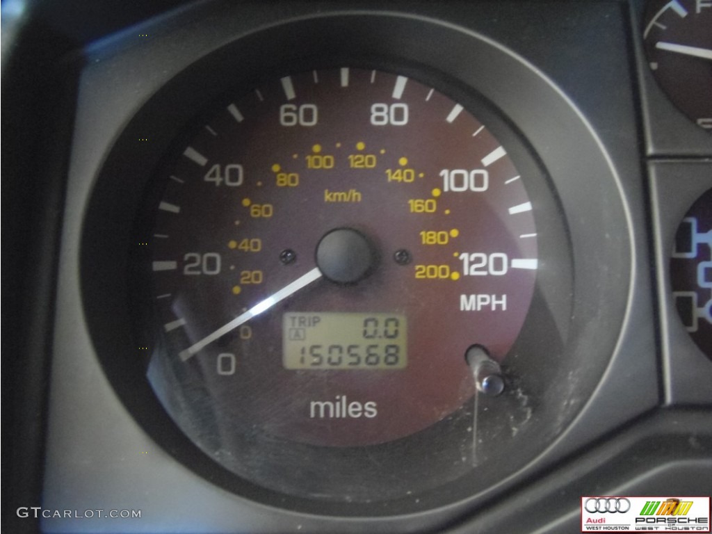 2002 Montero XLS 4x4 - Sudan Beige Metallic / Tan photo #11