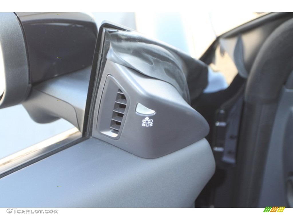 2013 C70 T5 - Ember Black Metallic / Off Black photo #17