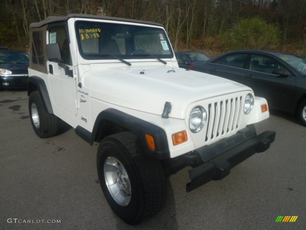 2000 Wrangler Sport 4x4 - Stone White / Camel photo #1