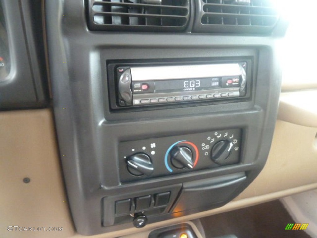 2000 Wrangler Sport 4x4 - Stone White / Camel photo #12