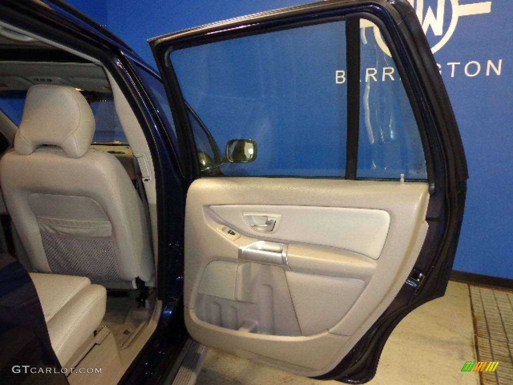 2004 XC90 T6 AWD - Nautic Blue Metallic / Taupe/Light Taupe photo #24