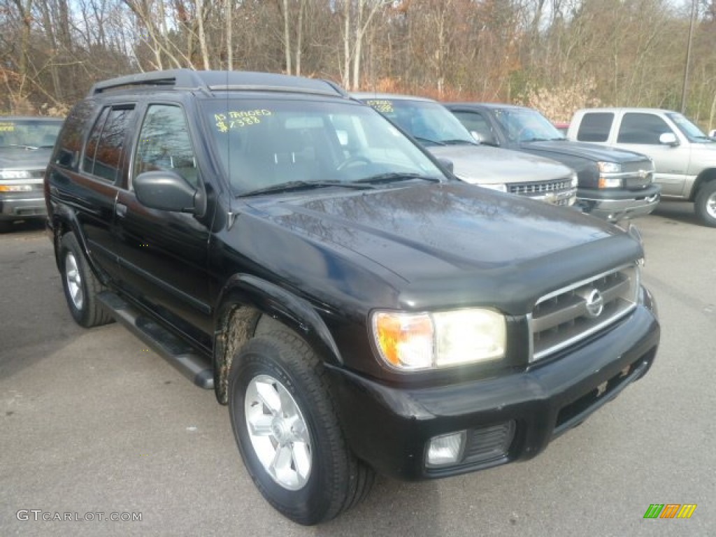 2003 Pathfinder SE 4x4 - Super Black / Charcoal photo #1