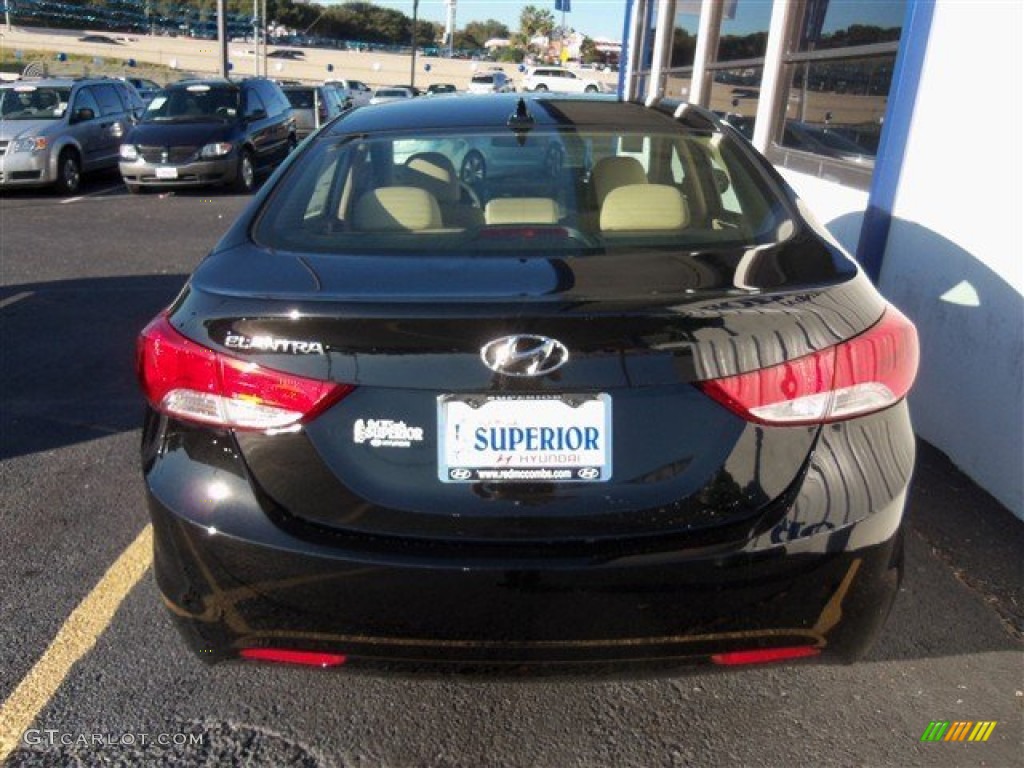 2013 Elantra GLS - Midnight Black / Beige photo #6
