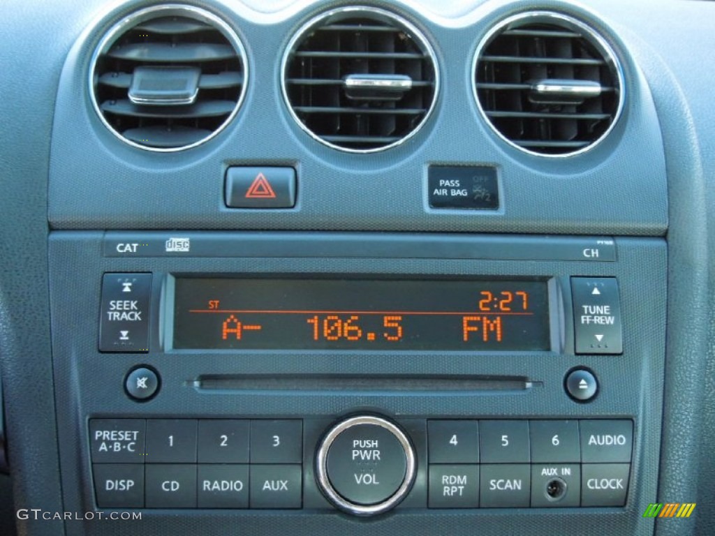 2008 Nissan Altima 2.5 S Coupe Audio System Photo #73335990