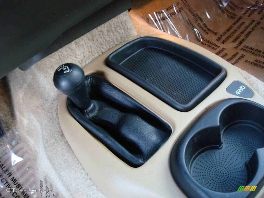 1997 Dakota SLT Extended Cab 4x4 - Emerald Green Metallic / Agate photo #21