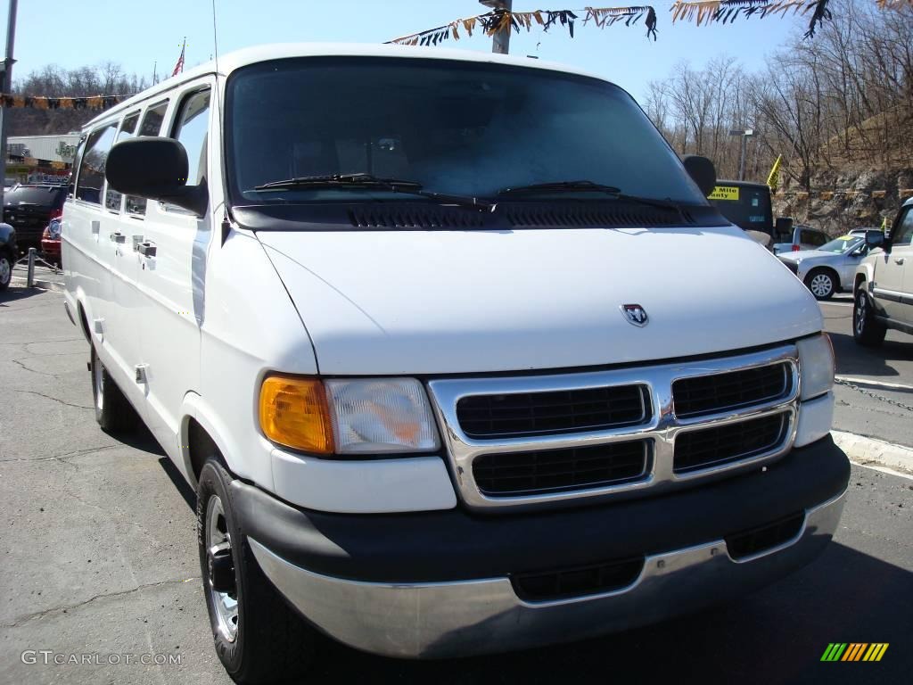 1999 Ram Van 3500 Maxi Commercial - Bright White / Mist Gray photo #6