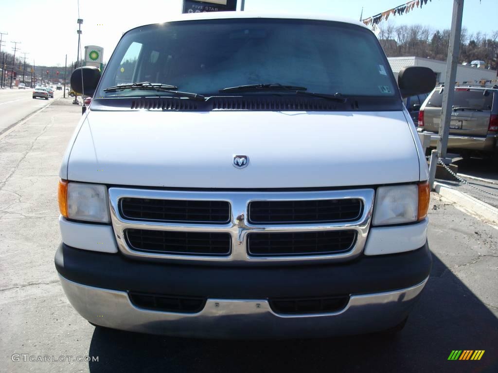 1999 Ram Van 3500 Maxi Commercial - Bright White / Mist Gray photo #7