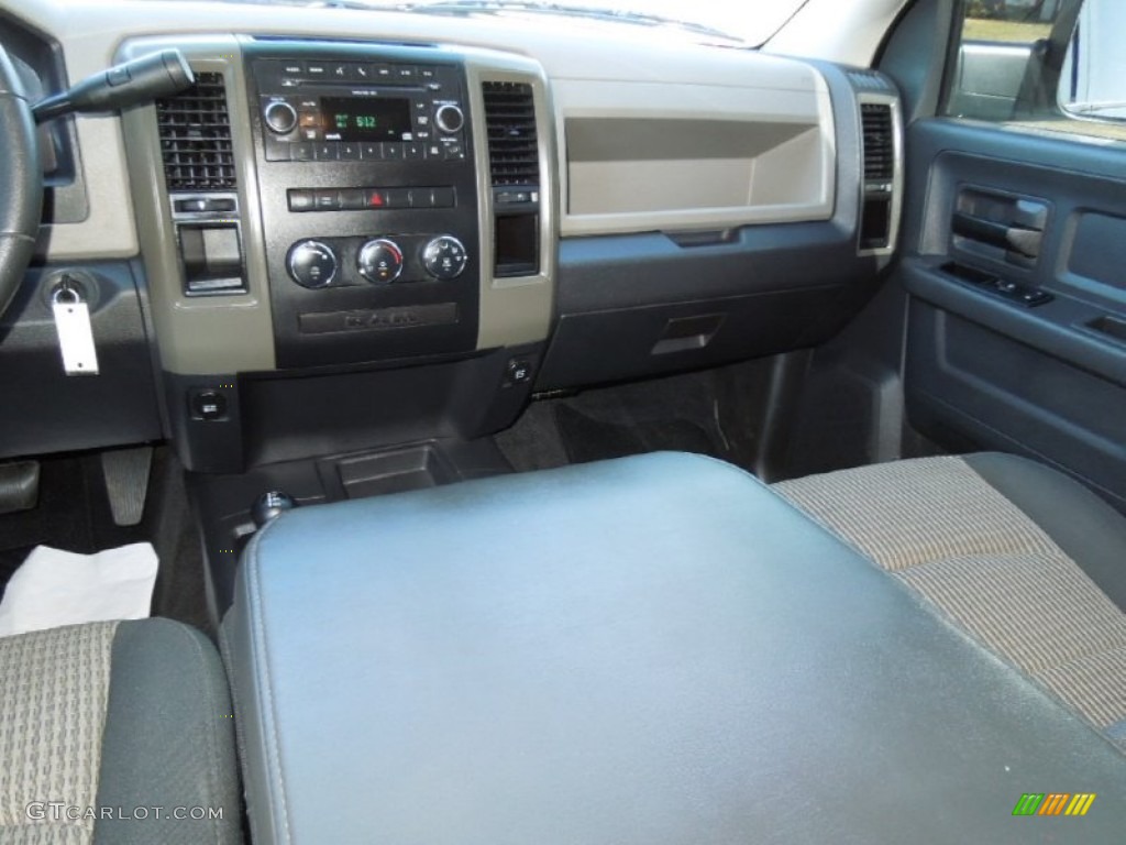 2011 Ram 3500 HD ST Crew Cab 4x4 Dually - Mineral Gray Metallic / Dark Slate Gray/Medium Graystone photo #19