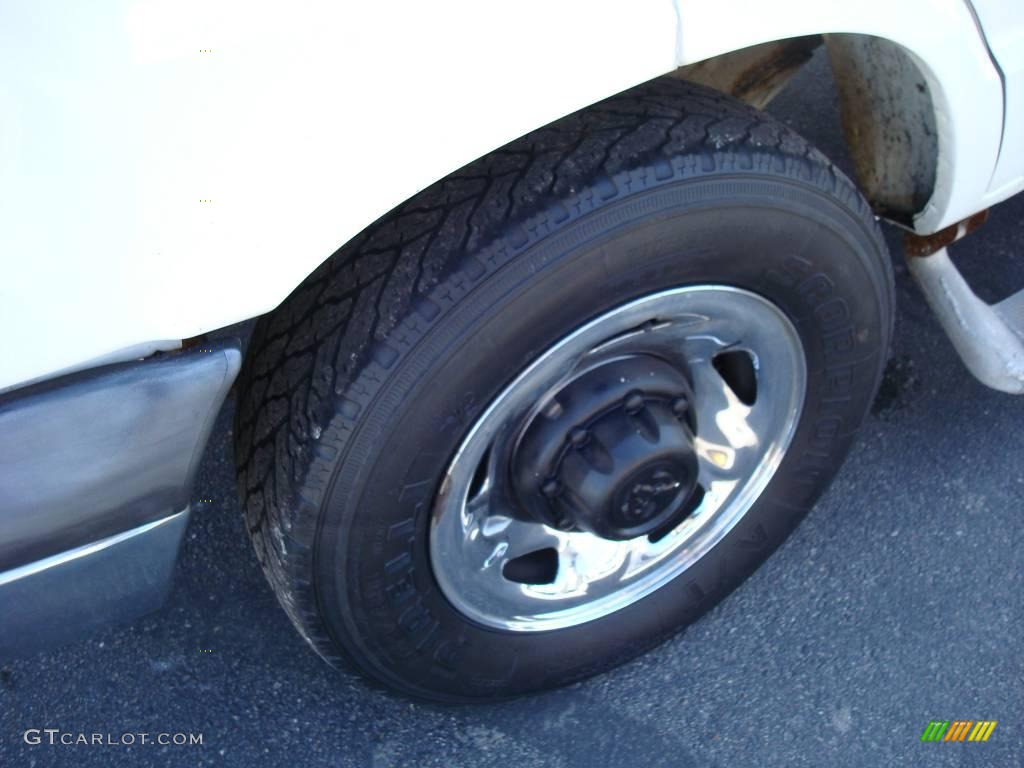 1999 Ram Van 3500 Maxi Commercial - Bright White / Mist Gray photo #9