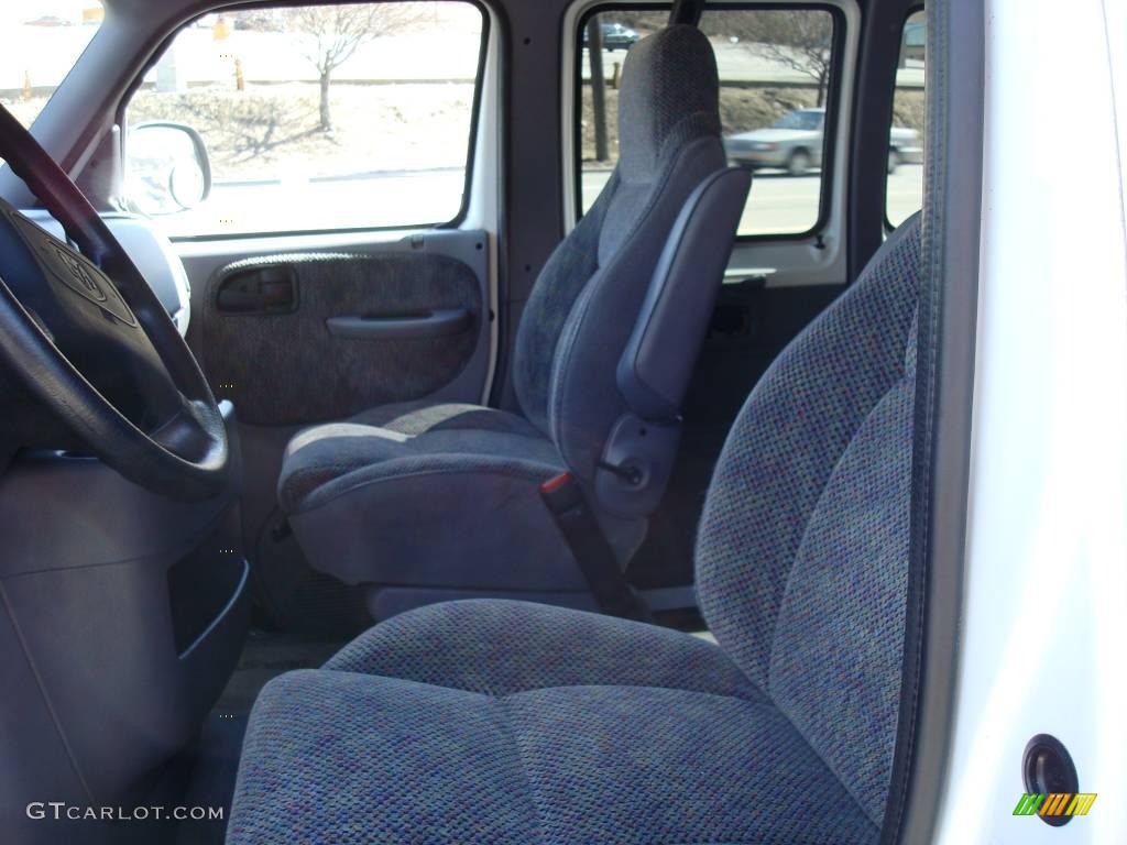 1999 Ram Van 3500 Maxi Commercial - Bright White / Mist Gray photo #19