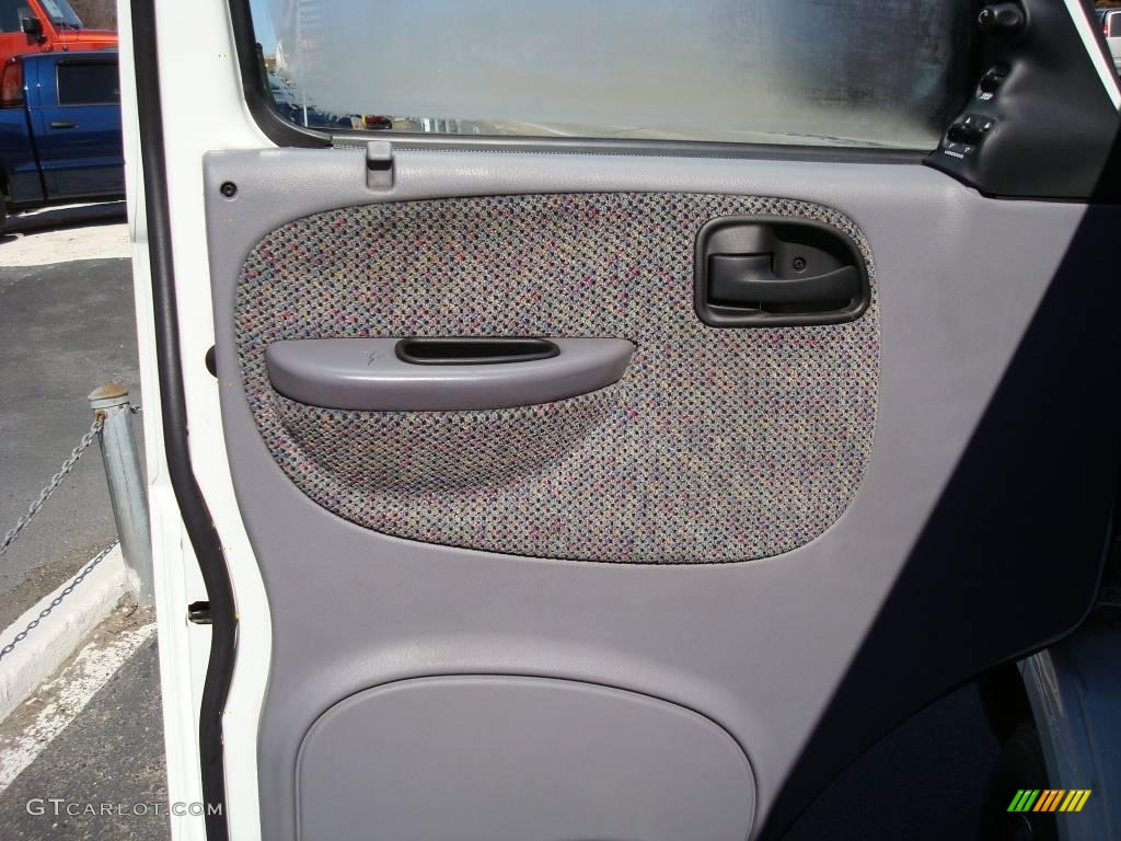 1999 Ram Van 3500 Maxi Commercial - Bright White / Mist Gray photo #20