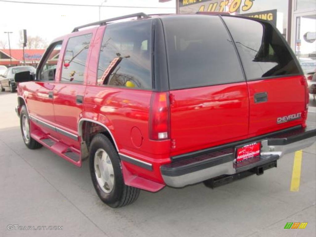 1996 Tahoe LT 4x4 - Victory Red / Gray photo #2
