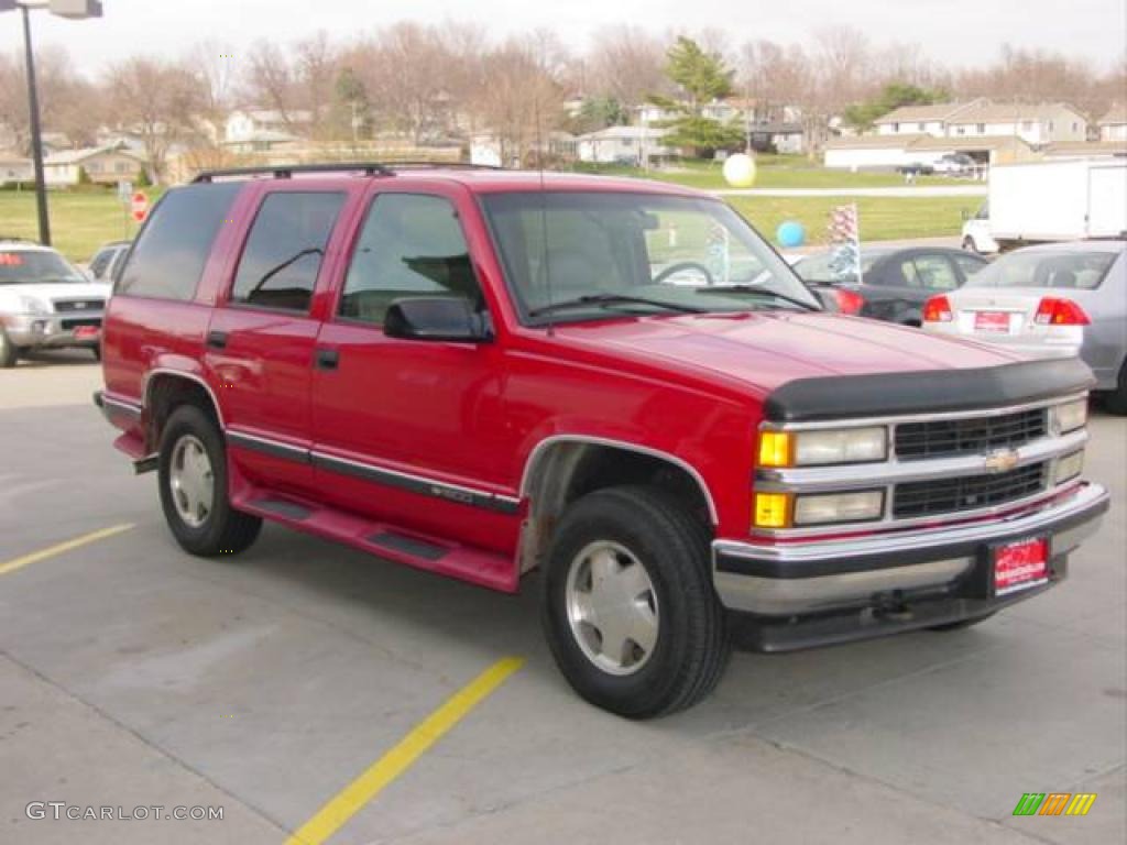 1996 Tahoe LT 4x4 - Victory Red / Gray photo #9